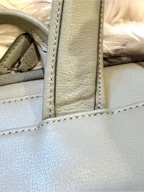 Tumi Light Gray Leather Backpack – Soft Gray Everyday Pack main image 7